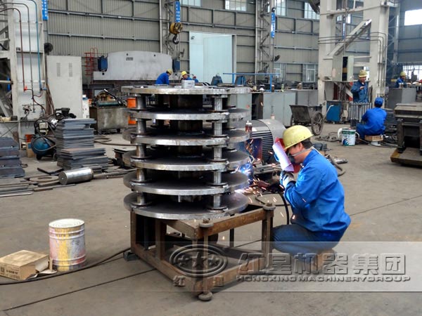 反擊式破碎機生產制造