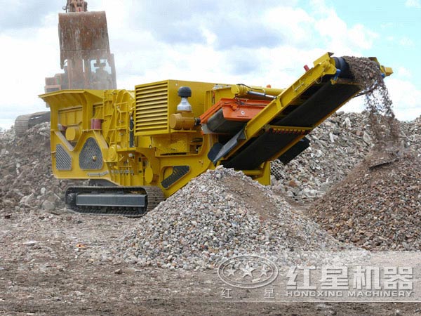 建筑垃圾移動式破碎機(jī)現(xiàn)場圖