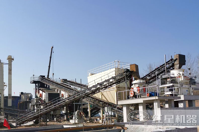 硅鐵碎石生產(chǎn)線現(xiàn)場(chǎng)圖片