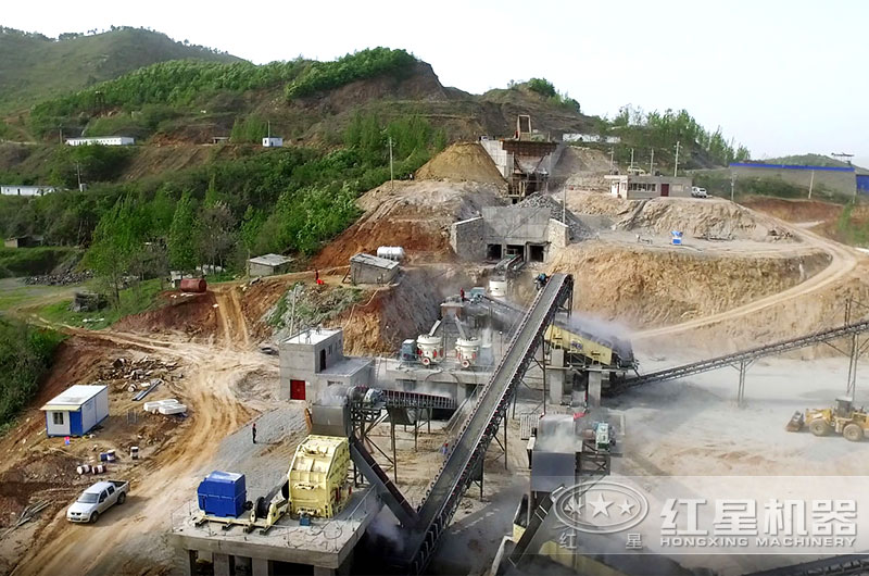 河南一石料廠碎石生產線客戶現場實拍