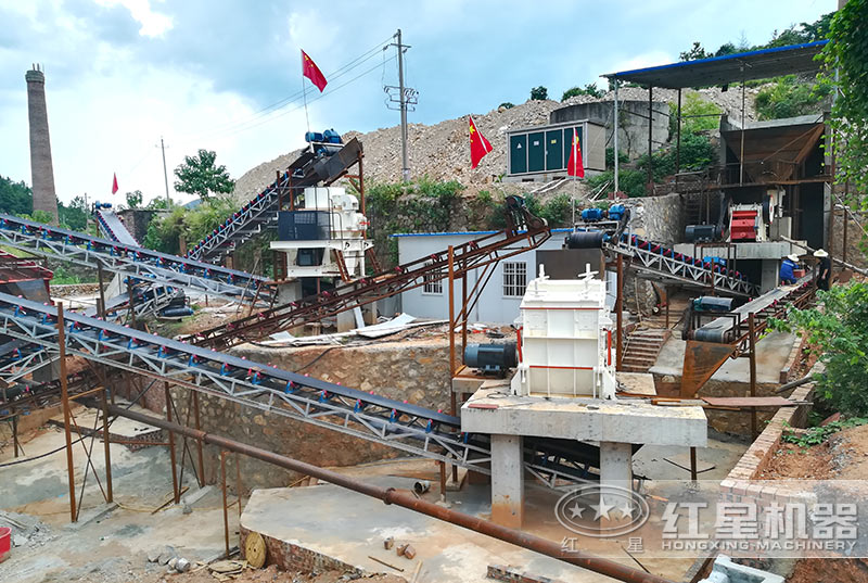 固定式混凝土破碎設備生產現場實拍圖