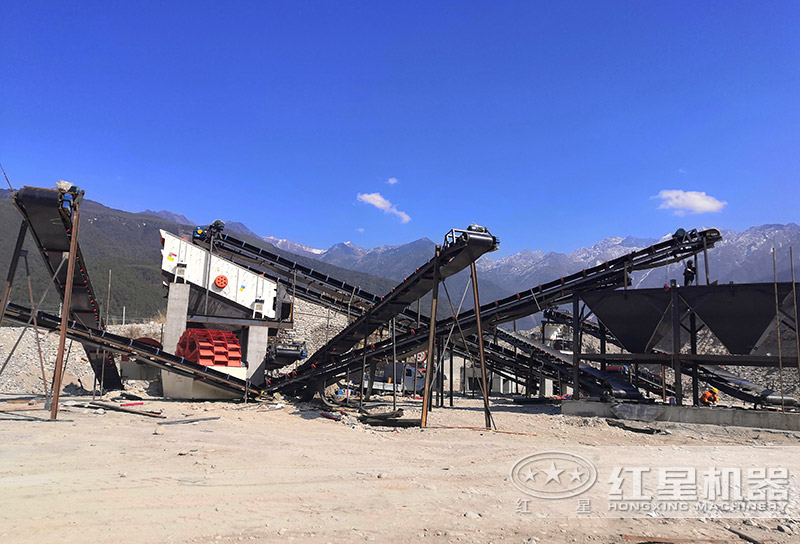 一臺(tái)水輪洗沙機(jī)客戶安裝現(xiàn)場(chǎng)