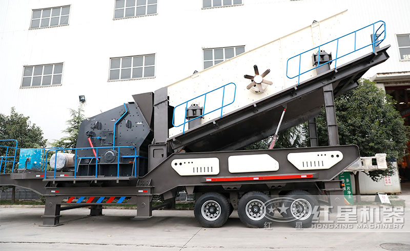 移動煤炭破碎機現場實拍圖