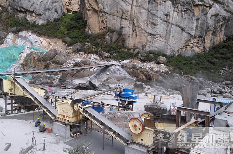 反擊破用于軟石料砂石生產線現場