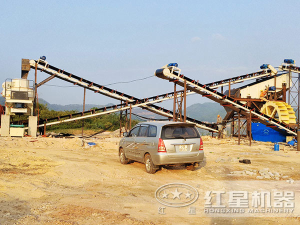 一天能洗3000噸的洗砂機作業現場