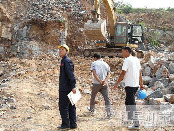 設(shè)備安裝現(xiàn)場