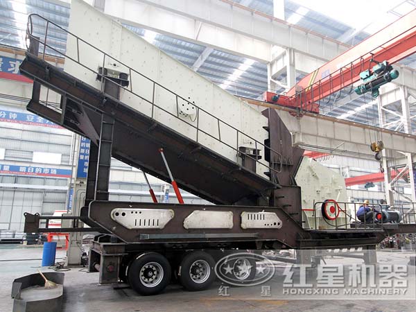 移動(dòng)反擊式破碎站