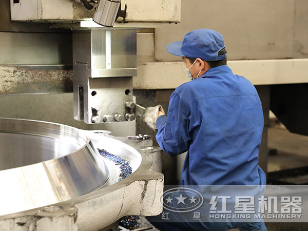 技術工人作業現場