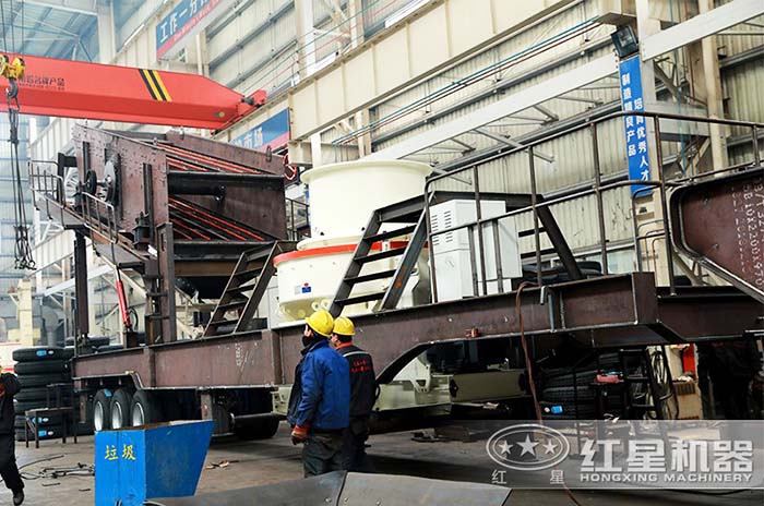 時產150噸的移動式河卵石打砂機