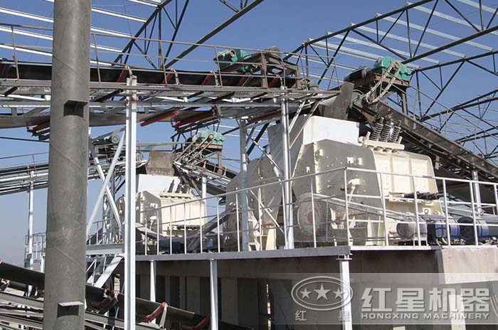 河北沙河大型砂石場作業現場