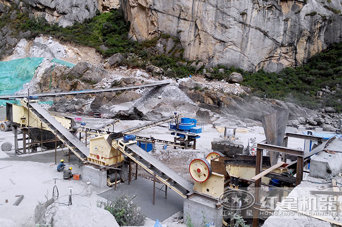 鵝卵石制砂機(jī)客戶現(xiàn)場