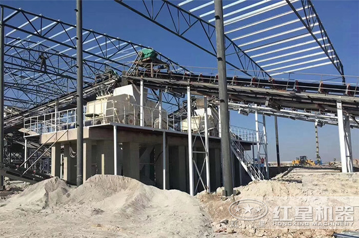 反擊式制砂機現場作業圖