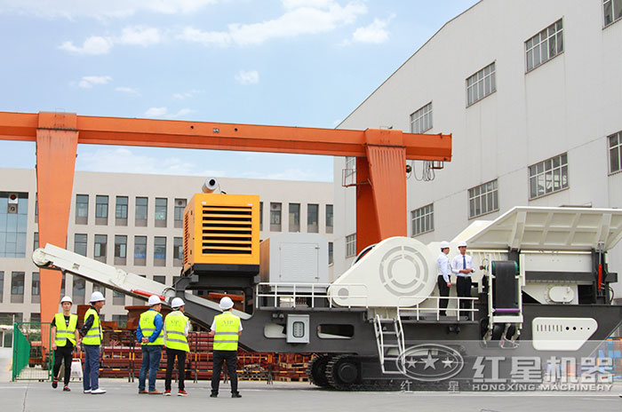 客戶到紅星機器現場考察設備