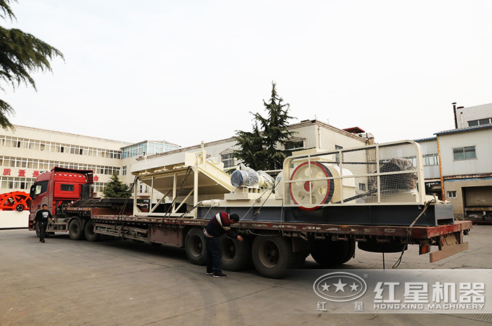 對輥式制砂機發貨圖