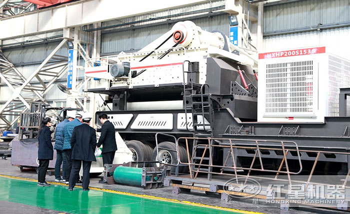 客戶到紅星廠區直接參觀考察設備