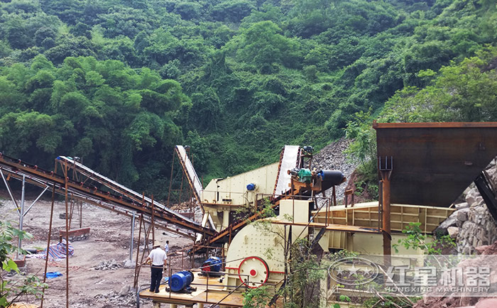 錘式破碎機客戶加工現場