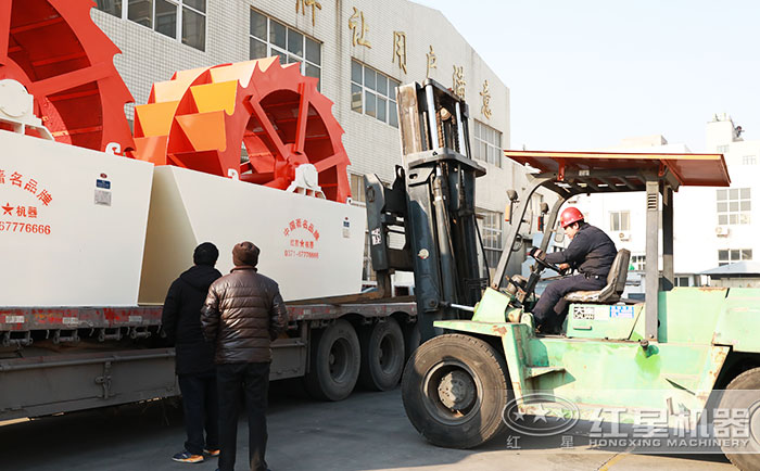 客戶到紅星機器廠區參觀考察設備