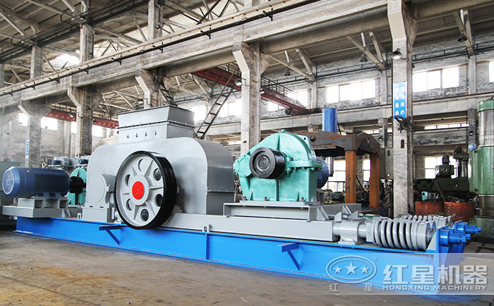 大型對輥制砂機設備生產車間