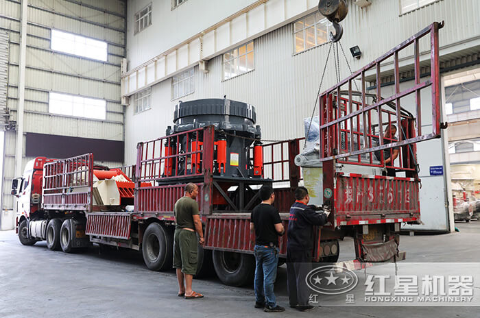 圓錐式破碎機發往河南洛陽