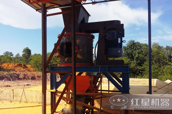 復合式破碎機現場作業