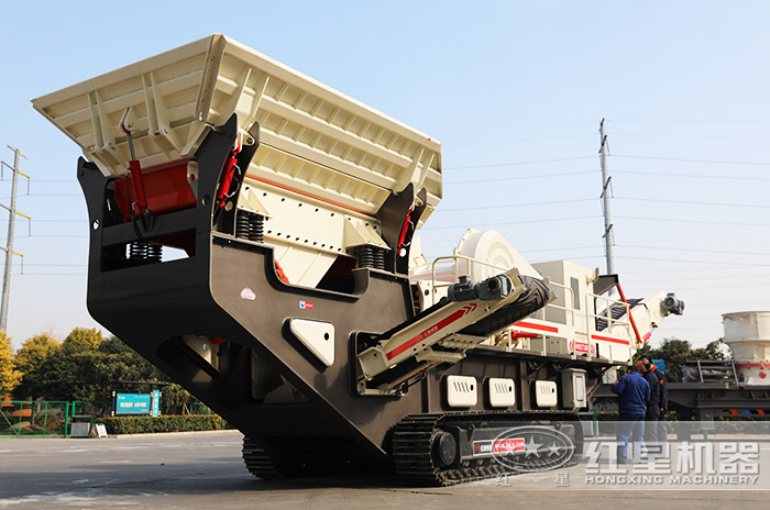 客戶到紅星機器廠家考察設(shè)備