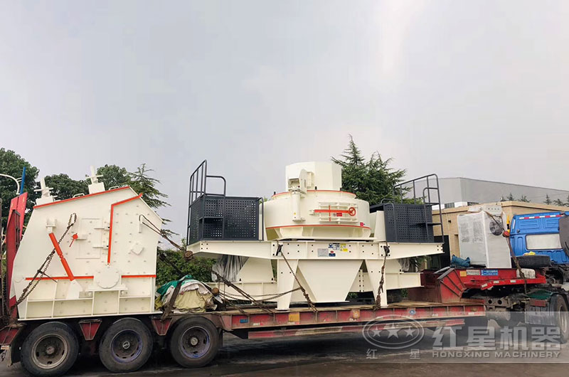 紅星固定式破碎機發往山東
