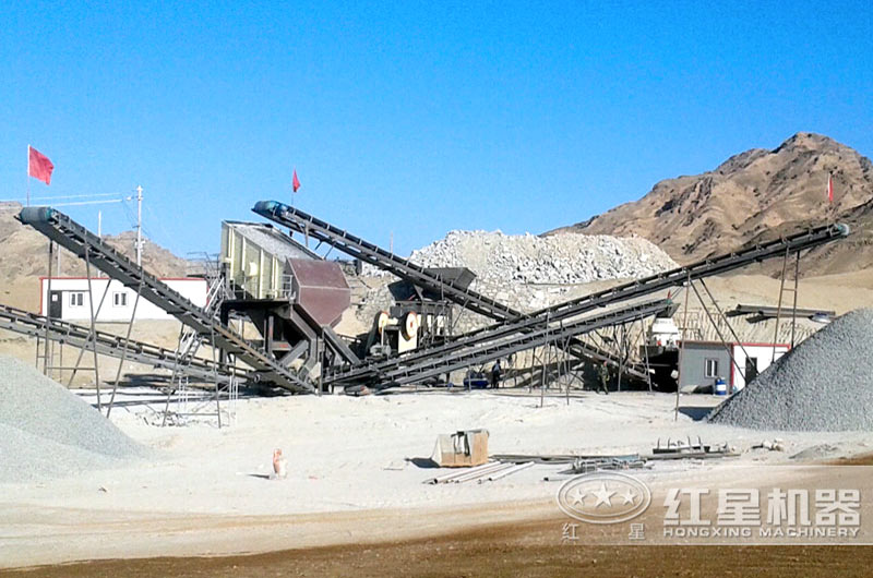 硬巖石料破碎常用設備加工現場