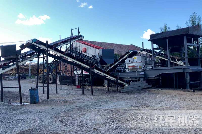 紅星機器為用戶配置的移動型大石頭碎成沙子設(shè)備