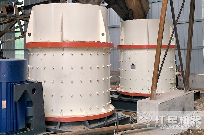 山東客戶復合式制砂機作業現場