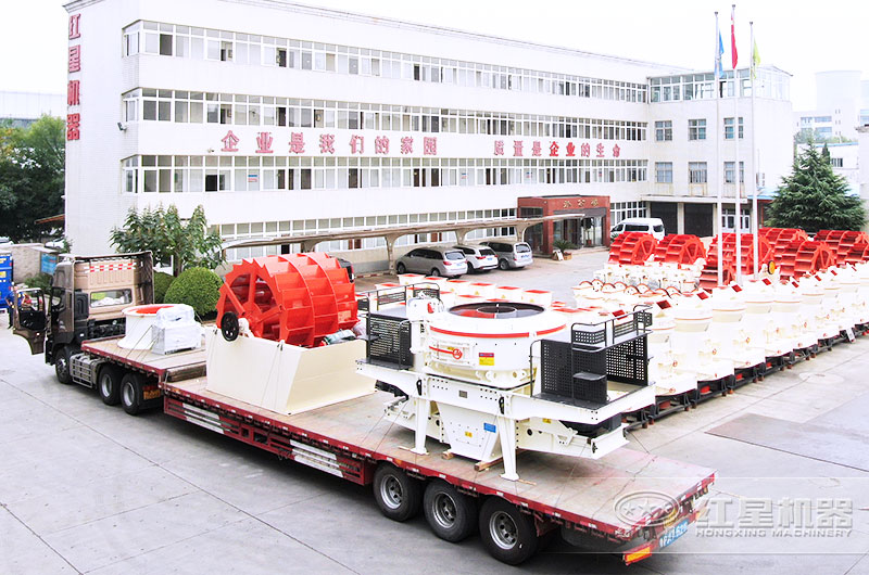 制砂機(jī)全套設(shè)備發(fā)貨現(xiàn)場(chǎng)