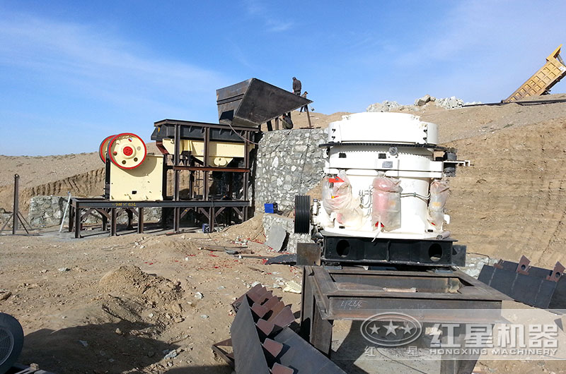 69顎式破碎機安裝現場